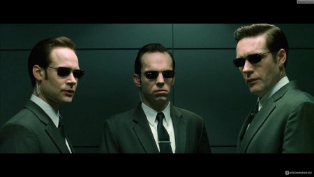 Хьюго уивинг агент смит