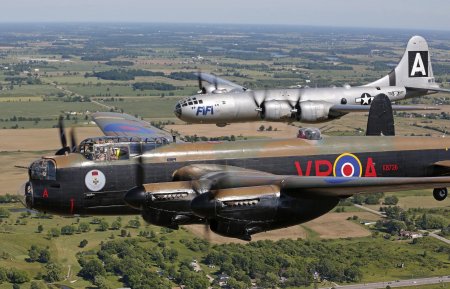 Авро ланкастер