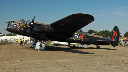 Avro lancaster pa