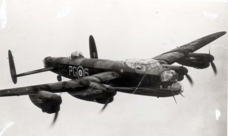 Ланкастер самолет