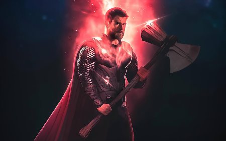 Тор с гром секирой