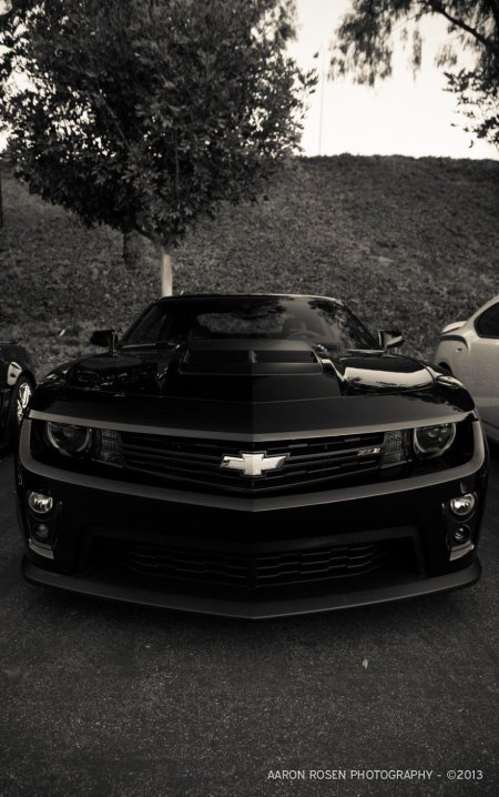 Chevrolet camaro black
