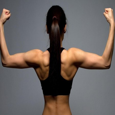 Накаченная спина женская