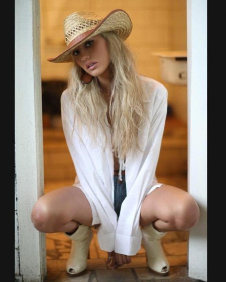 Ковбойша Кристина Хрускова