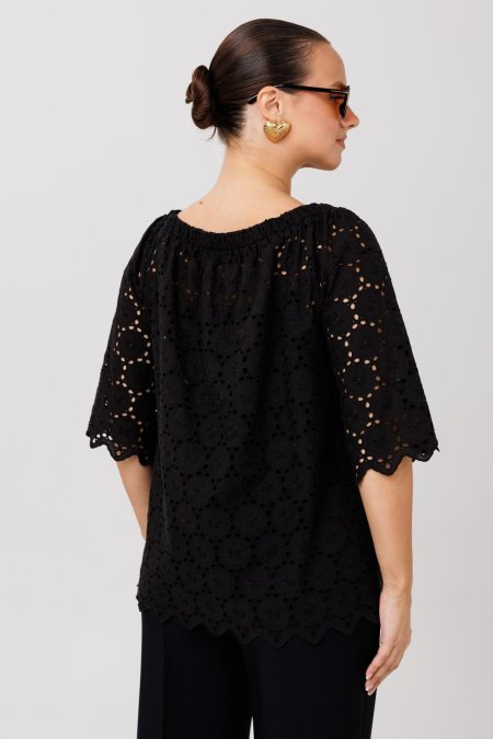 Блузка кружевная