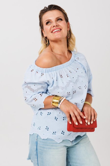 Летняя женская блузка