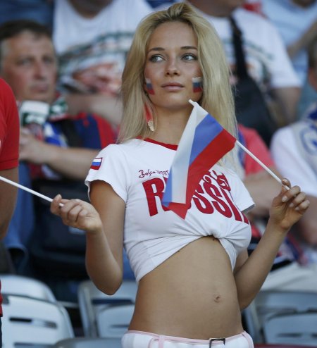 Болельщица чм наталья немчинова