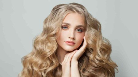 Картинки окрашенных волос в светлых тонах фото