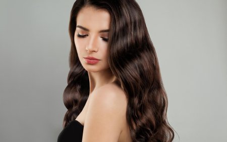 Брюнетка волосы