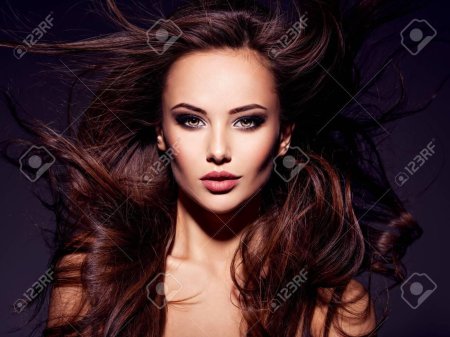 Красивая сексуальная женщина