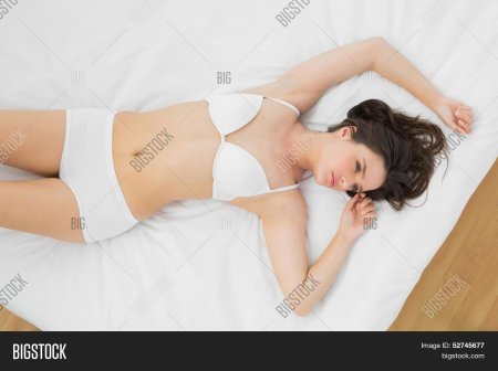 Красивая фигура спящий