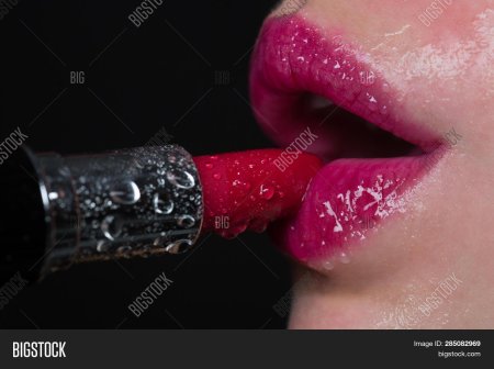 Помада розовая страсть