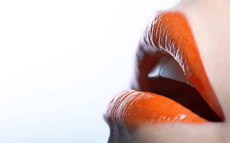 Женские губы