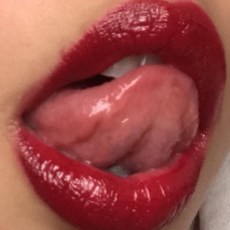 Губы без лица