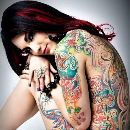 Эшли Пирс неформалка