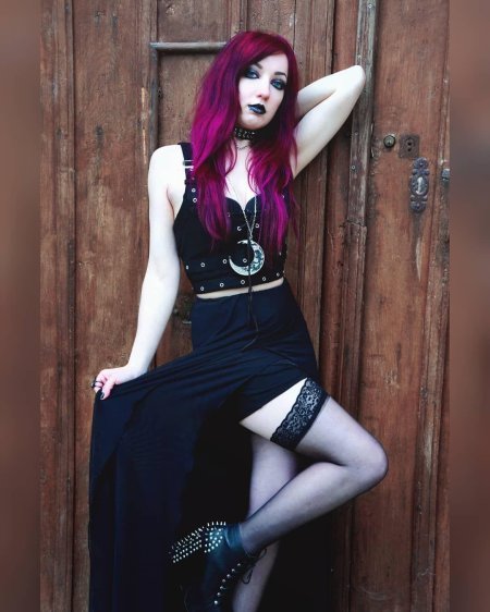 Рамона неформалка