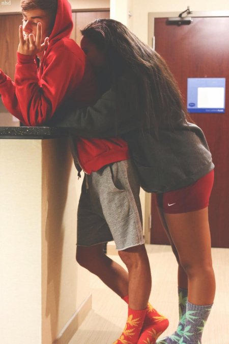 Парень и девушка