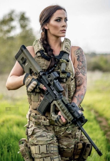 Милитари тактикал герл