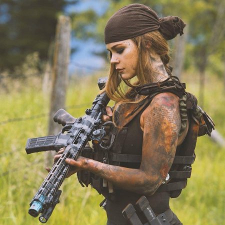 Боевая девушка