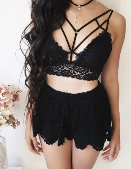 Нижнее белье черное с кружевом