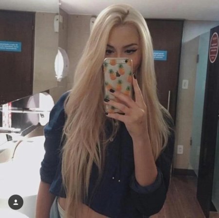 Селфи девушек блондинок