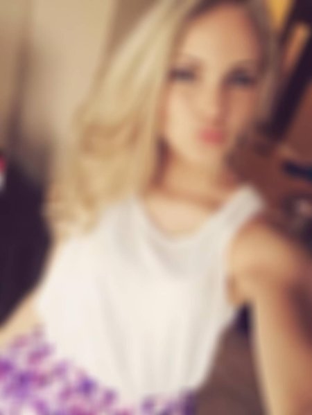 Эмили Неренг