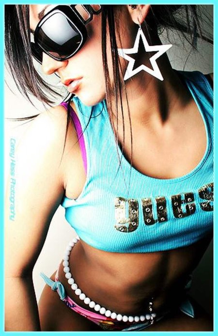 Крутая девушка