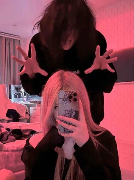 Эмо девушка