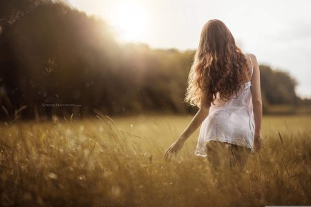 Женщина со спины