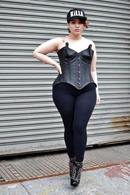 Надя Aboulhosn асс