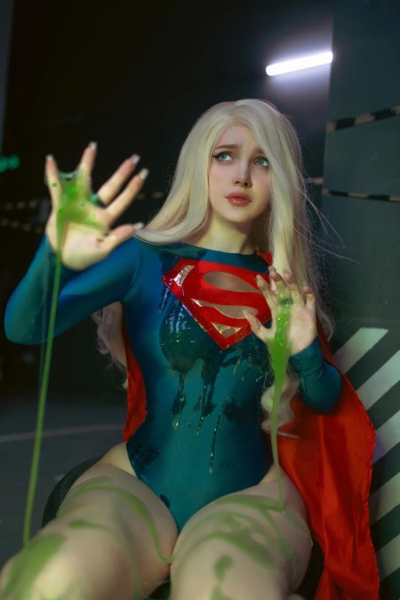 Супергерл персонаж