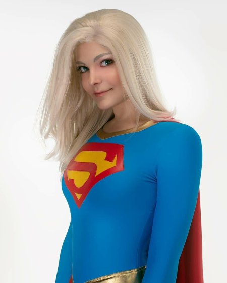 Супергерл косплей