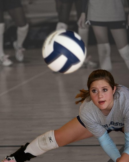 Девушки волейболистки