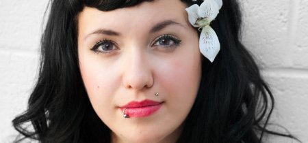 Пирсинг Монро