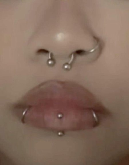 Пирсинг рта