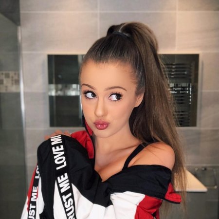 Девушки из тик тока