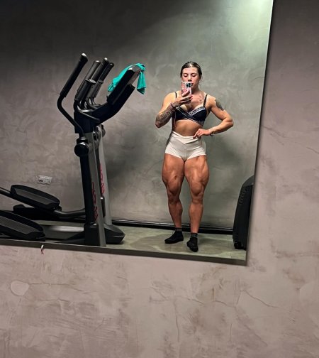 Наташа батова бодибилдер