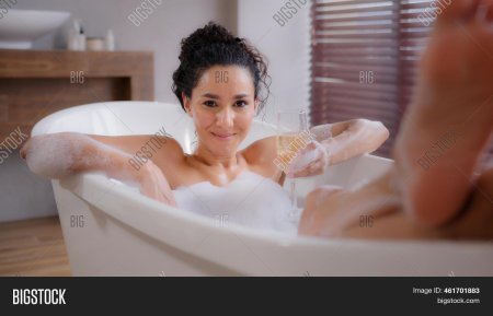 Джулия красотка в ванне