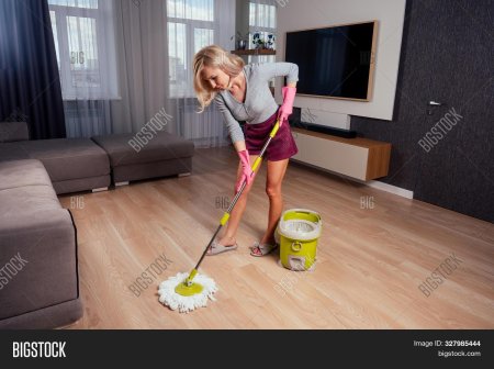 Кто будет убирать девушку