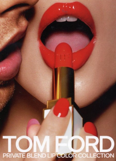 Красная помада