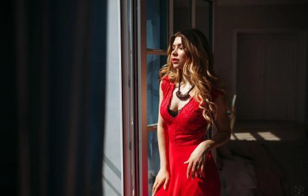 Фотосессия в красном платье