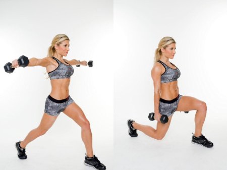 Присед в выпаде с гантелями