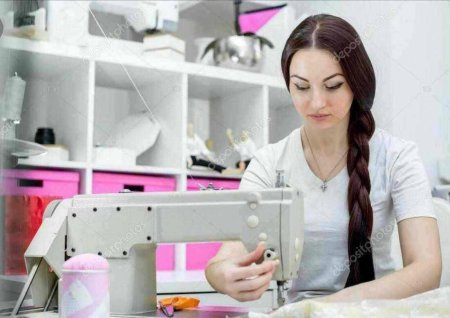 "Швея" красивая девушка