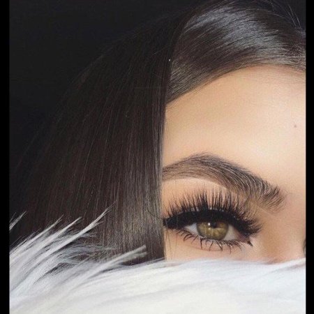 Лисий взгляд Кайли Дженнер