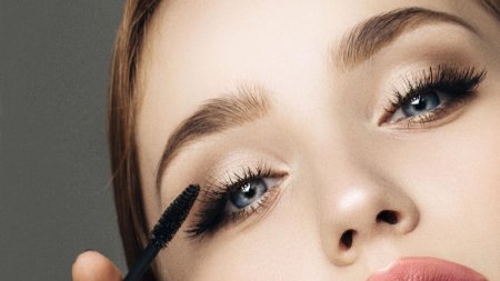 Тушь мейбелин накрашенные ресницы