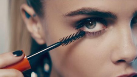 Тушь для ресниц реклама