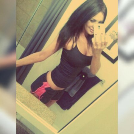 Девушка в зеркале