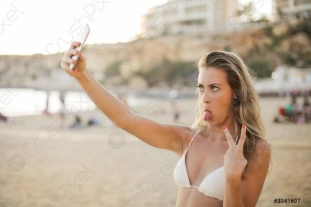 Селфи на пляже