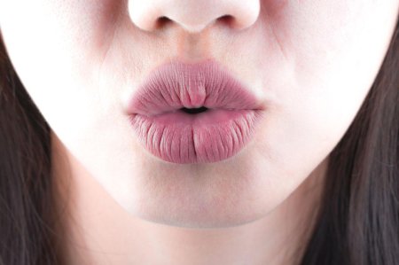 Пухлые губы