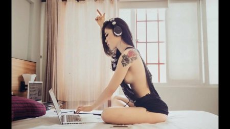 Наушники для девушек